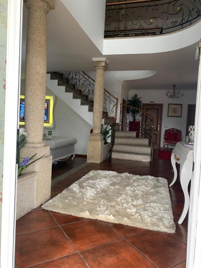 Luxury Guest House Pacos de Ferreira Luaran gambar