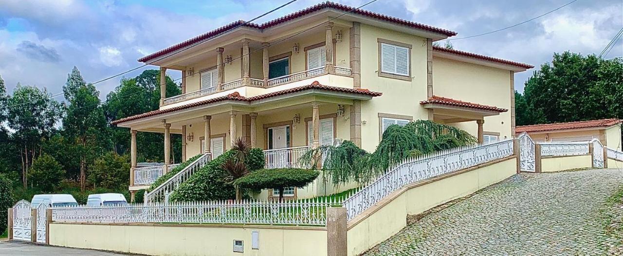 Luxury Guest House Pacos de Ferreira Luaran gambar